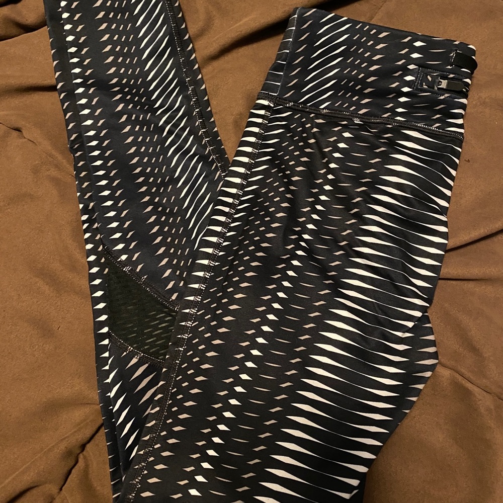 Under Armour reflective running tights
